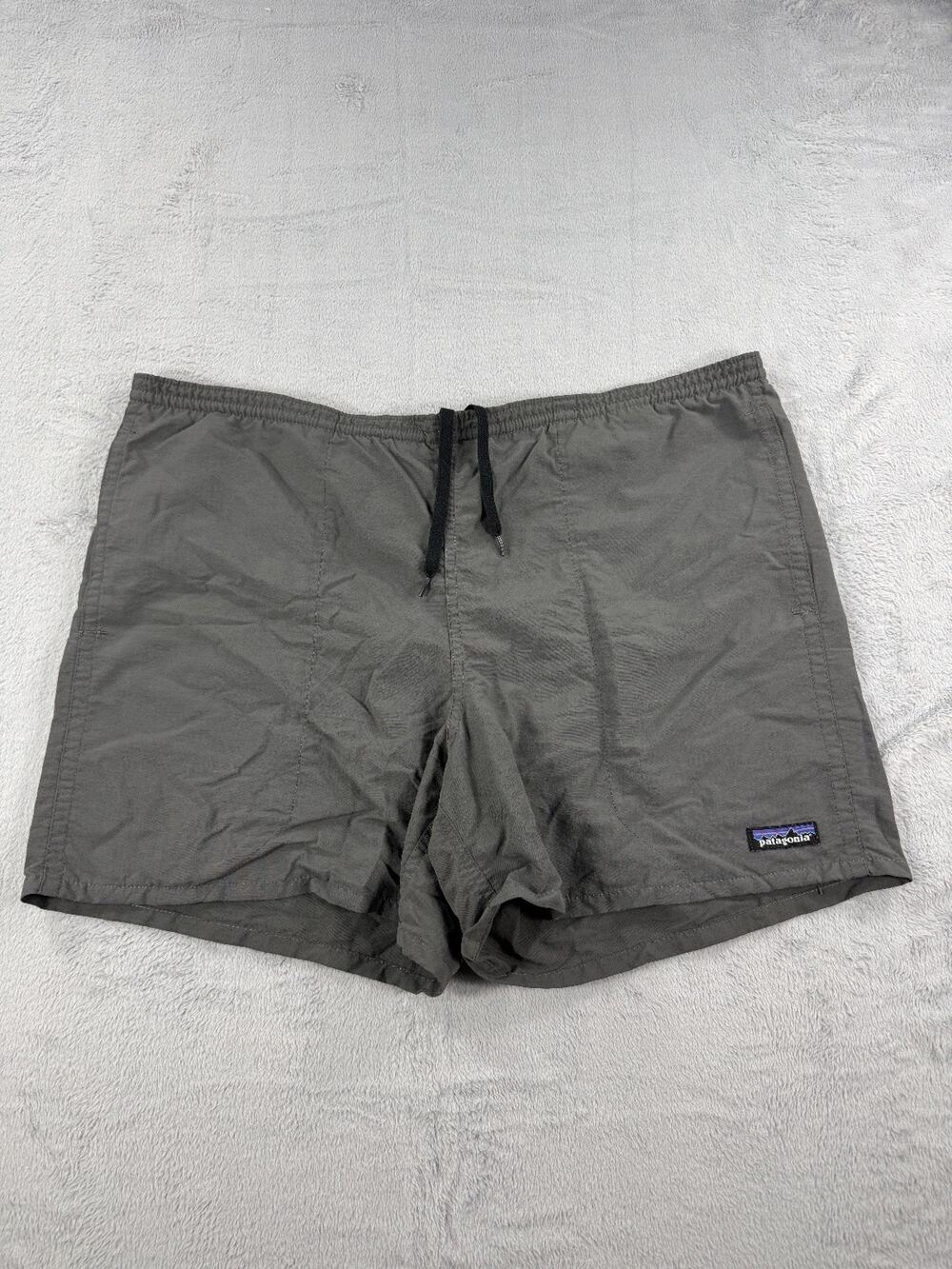 Patagonia Mens Medium Gray Baggies Board Shorts Mesh Lined Drawstring Beach